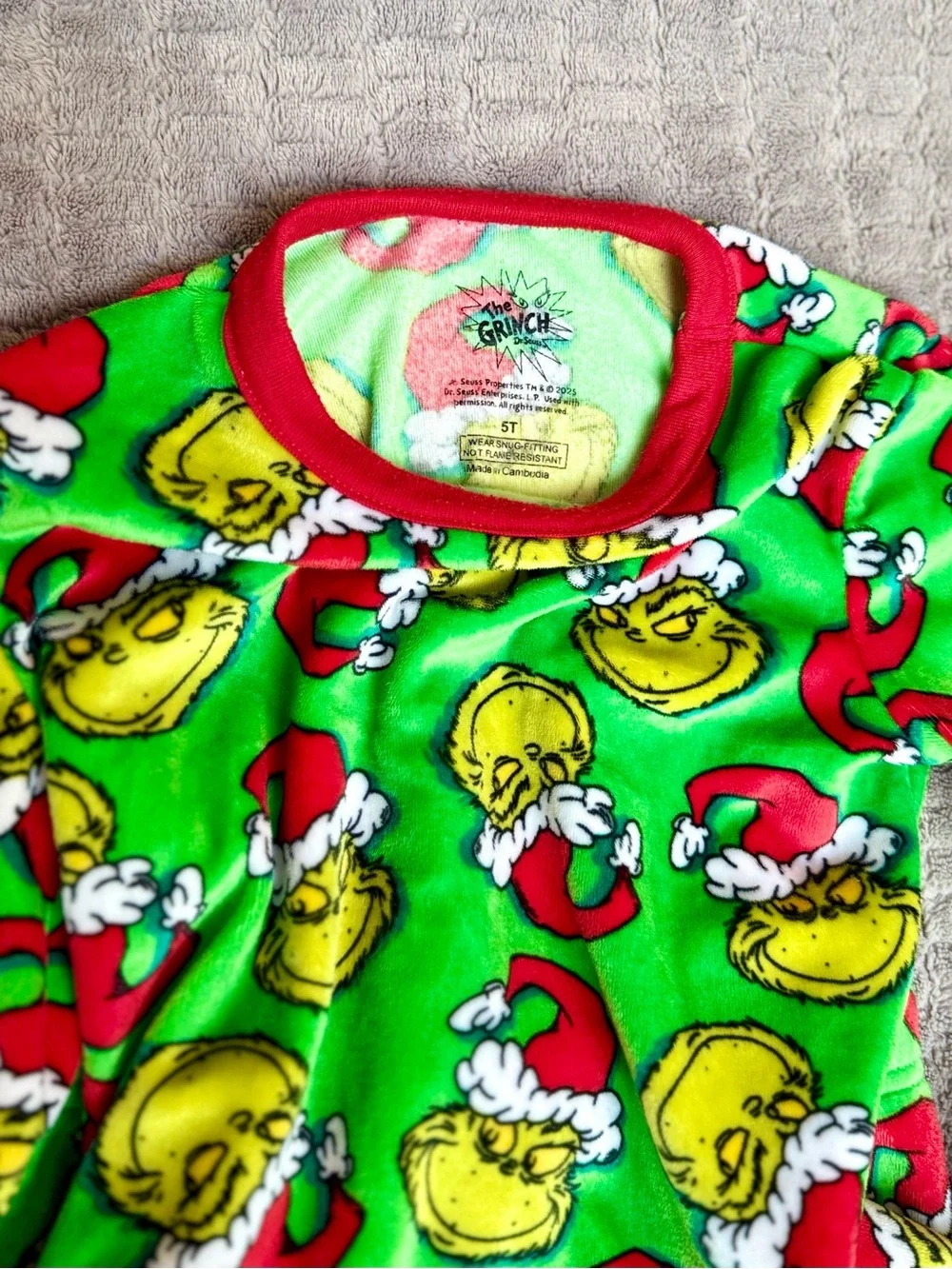 Kids Green Grinch-Themed Holiday Pajama Set with Red Trim